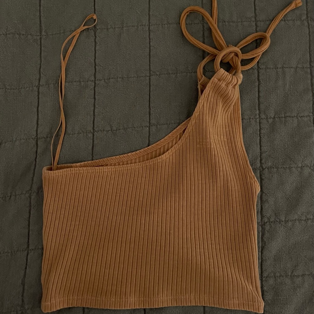 Aerie Top